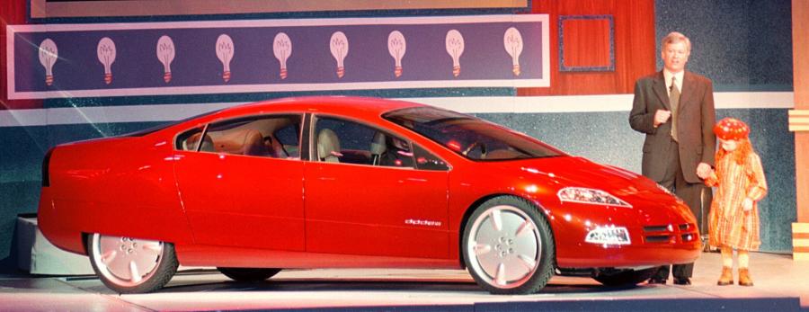  Dodge Intrepid ESX2 Concept 1998 года  (фото 7 из 28)